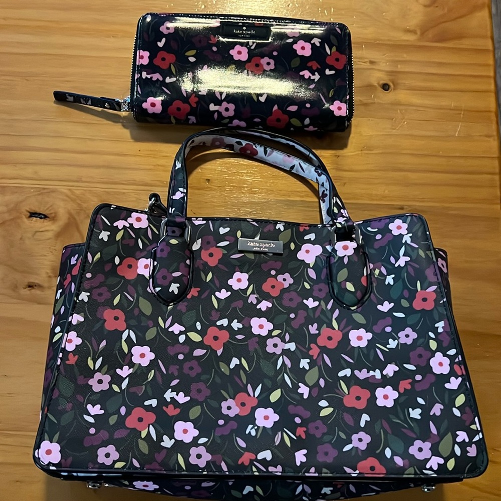 BNWOT Kate Spade Laurel Floral Satchel/Crossbody w/ wallet